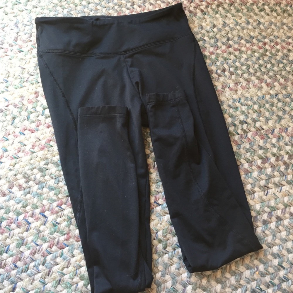 Black leggings